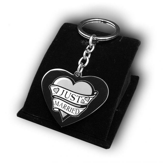 Just Married Keyring - Image 3